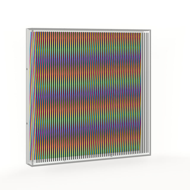 Op Line – video of the rainbow optical acrylic artwork by Marcio Pontes, the pattern shifting as the view moves